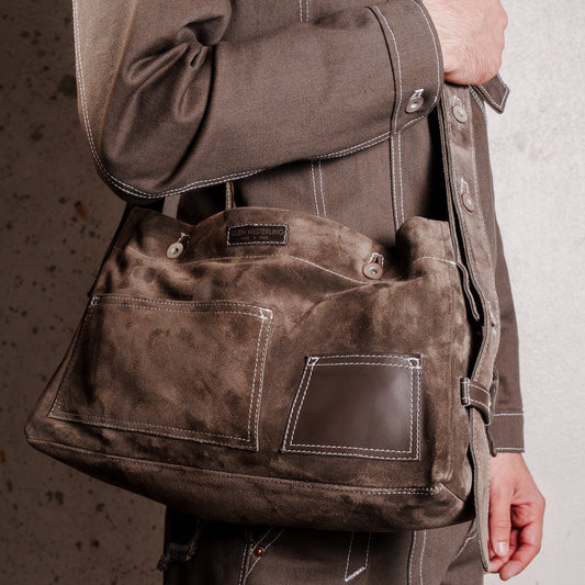 BROWN SUEDE MESSENGER BAG